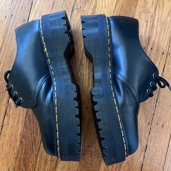 DR. MARTENS 1461 SMOOTH LEATHER PLATFORM SIZE 10 - Picture 2 of 7